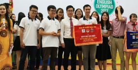 Sinh viên Trường Đại học Ngoại ngữ - Đại học Đà Nẵng giành giải Nhất tại Chung kết Khu vực Miền Trung Olympic Tiếng Anh chuyên toàn quốc 2017